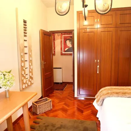 Elegant In With Sea View Lejlighed