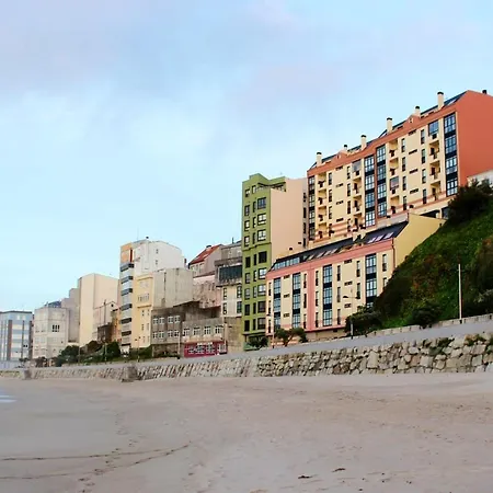 Elegant In With Sea View Apartmán *