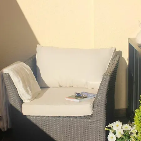 Elegant In With Sea View *