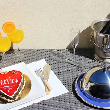 Lägenhet Elegant In With Sea View